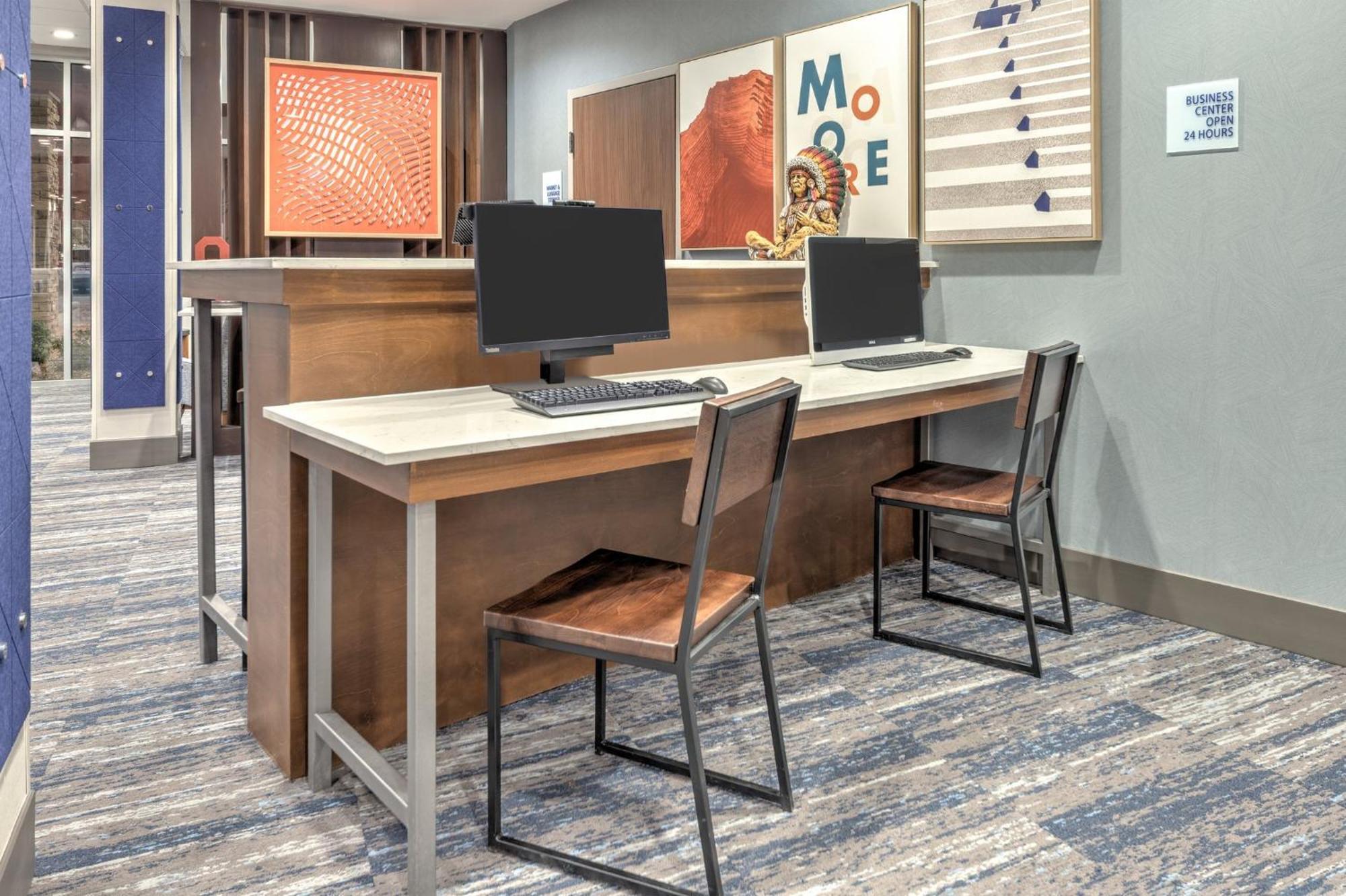 Holiday Inn Express & Suites Moore By Ihg Kültér fotó