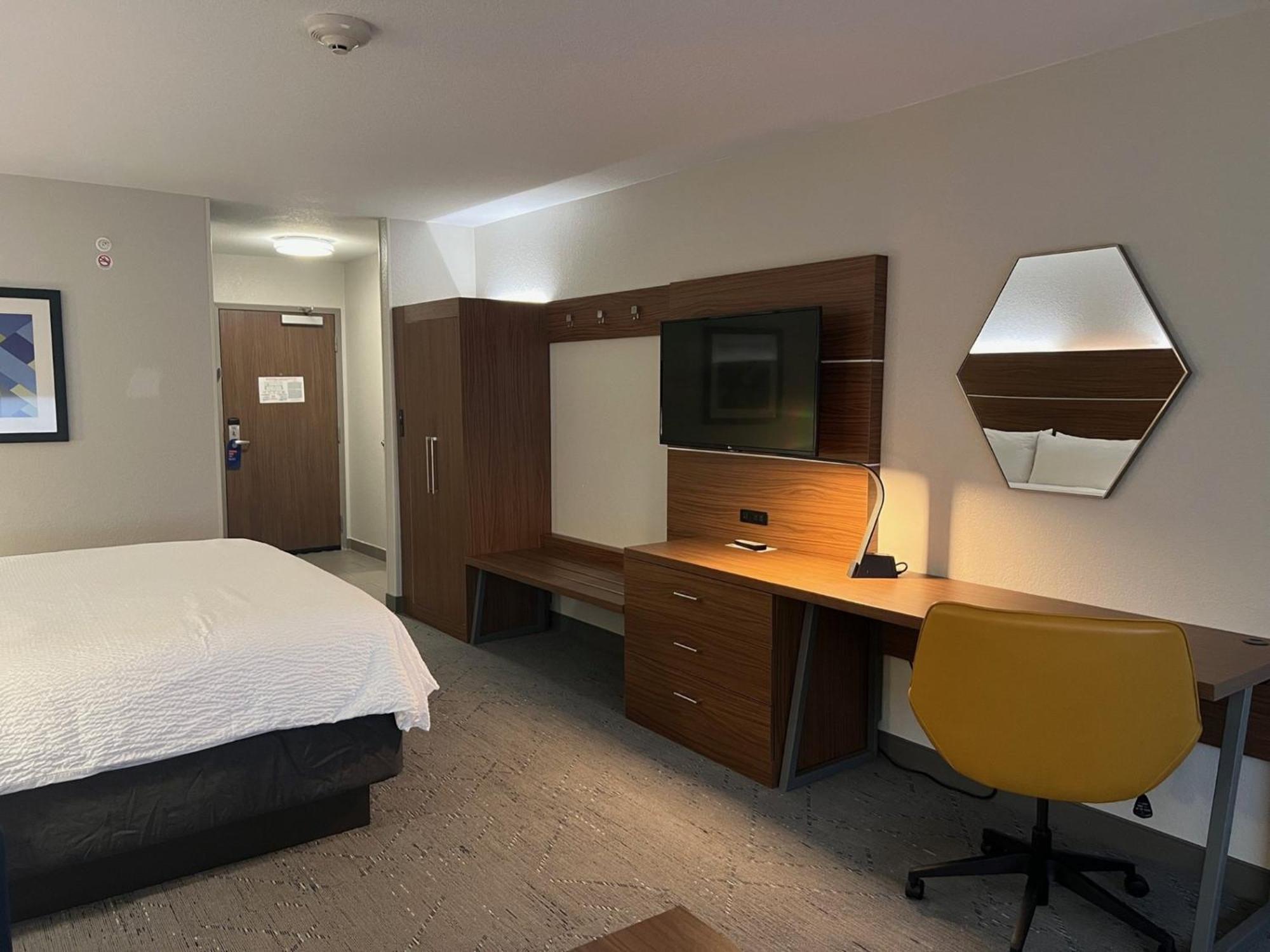 Holiday Inn Express & Suites Moore By Ihg Kültér fotó
