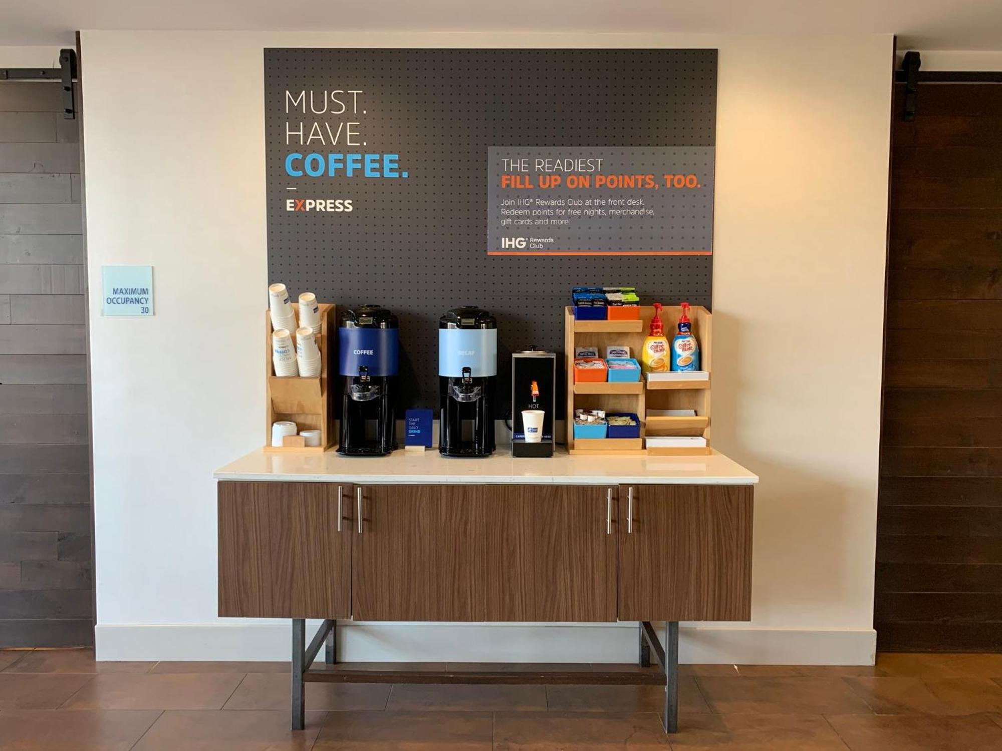 Holiday Inn Express & Suites Moore By Ihg Kültér fotó