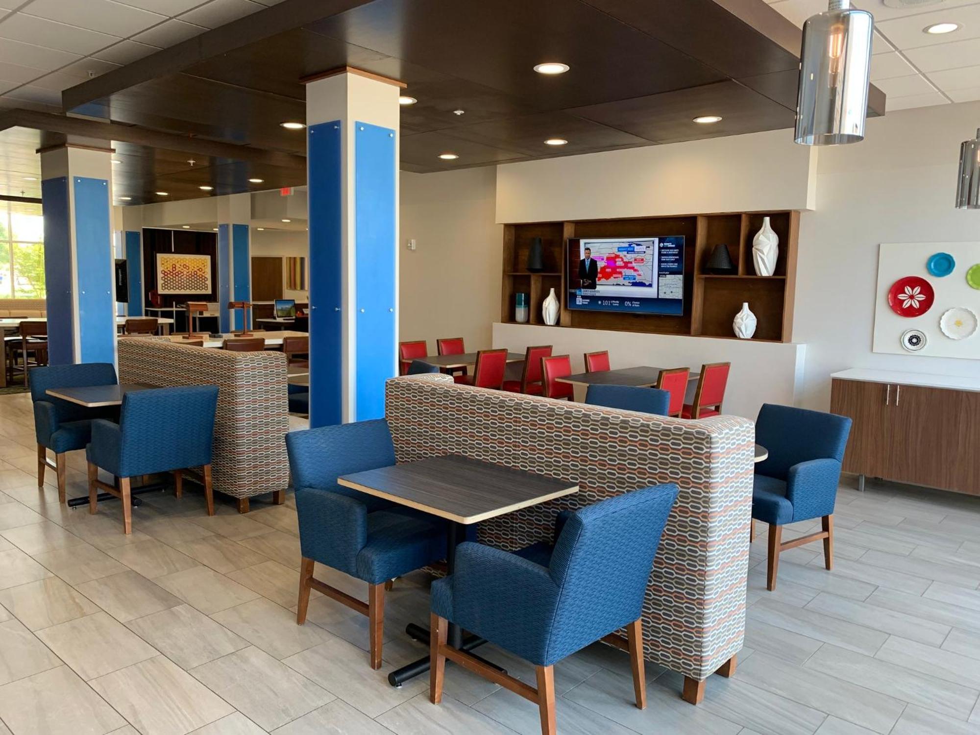 Holiday Inn Express & Suites Moore By Ihg Kültér fotó